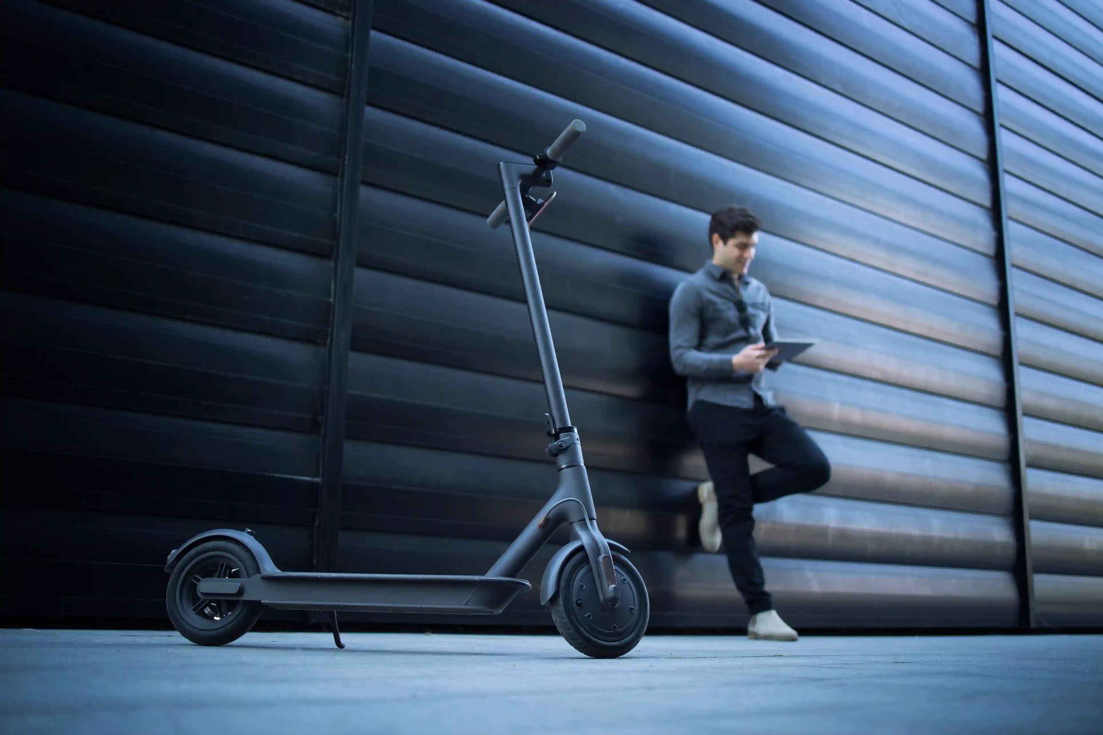 Patinete eléctrico cssupportcenter en la ciudad